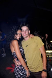 A Fidelitasnál nem a kollégium, hanem látszólag a foci volt a szervező erő. Egyenmez, híres mezszponzorral.